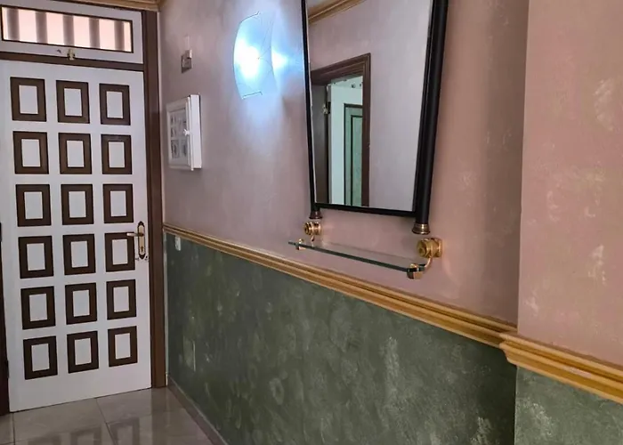 Parque Royal 1 Адехе